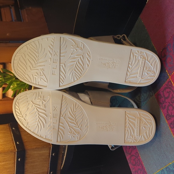 Life Stride Ashley 2 slingback strappy sandals Grey Women's size 8 M NEW NWB - Picture 4 of 11